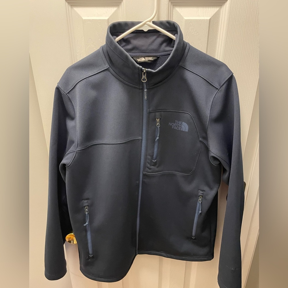 The North Face Apex Bionic SoftShell Jacket. Men’s Medium